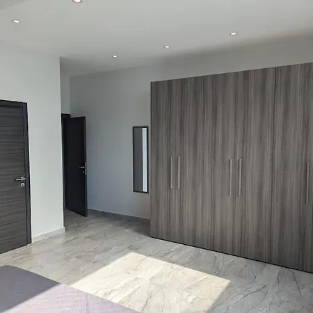 Apartmán Spacious Penthouse - Prime Location Msida